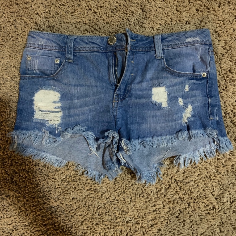 Tilly’s Shorts Size 5